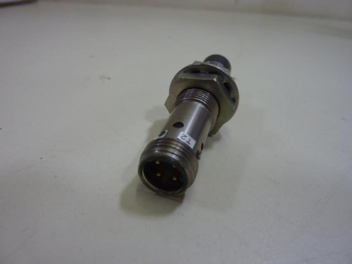 Used ALLEN BRADLEY Proximity Switch 872C-DH4NP12-D4 SER D #62633