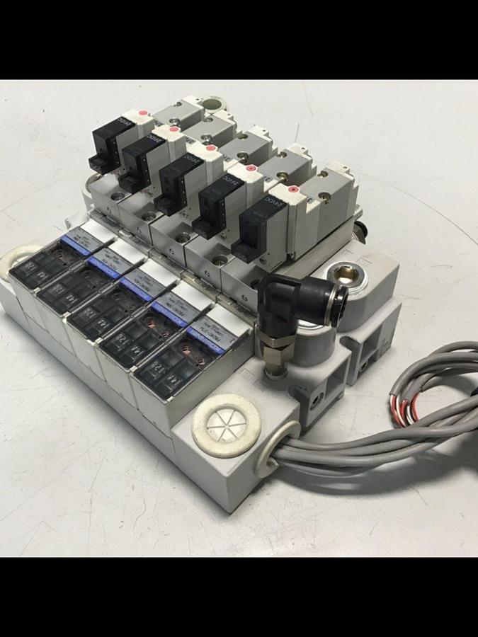 Used KOGANEI Manifold w/ Valves PBM5P-9W Used
