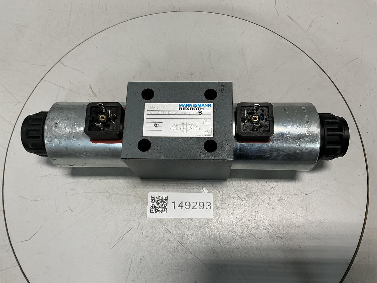 Used REXROTH 4WE 10 E67/32/CG24N9Z4/T0S