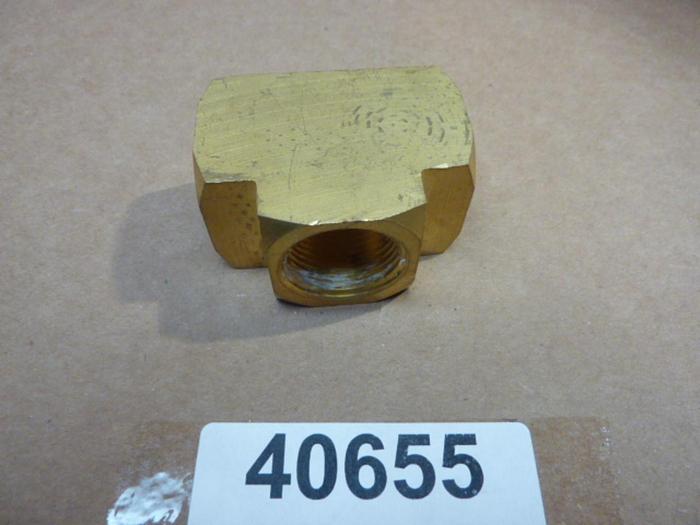 Used PRESSURE CONNECTIONS CORP. Pipe Tee 3700-12-12-12-B #40655 DNL SCRAPPED