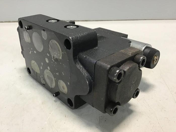 Used VICKERS Valve DG4V3S6CMUHL760EN490B13 #137993