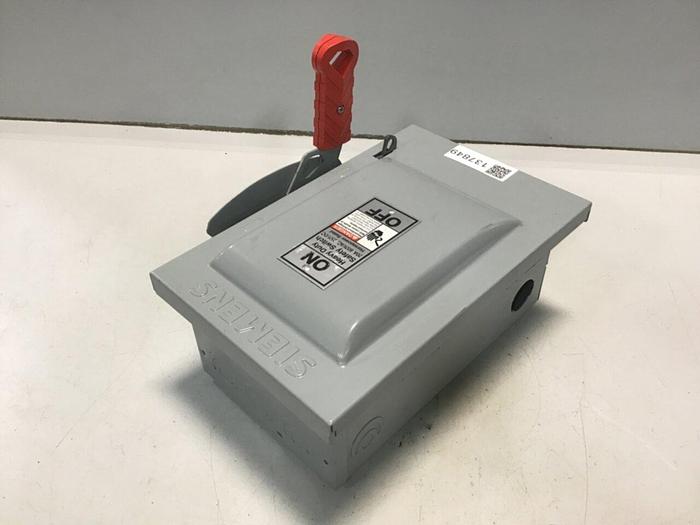 Used SIEMENS 30 Amp Safety Disconnect Switch HNF361 VBII #137849