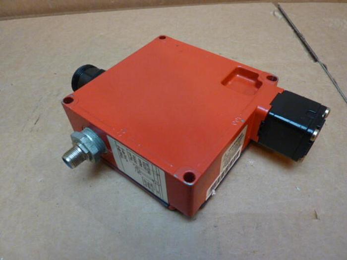 Used HONEYWELL Interlock Micro Switch GKRA15M6A2-FW #34408