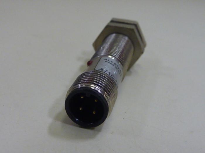 Used ALLEN BRADLEY Sensor 871C-DT2NP12-D4 SER A #62645