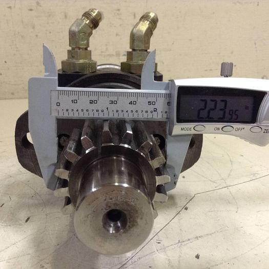 Used CHAR LYNN Die Height Hydraulic Motor 101 2169 009 Used