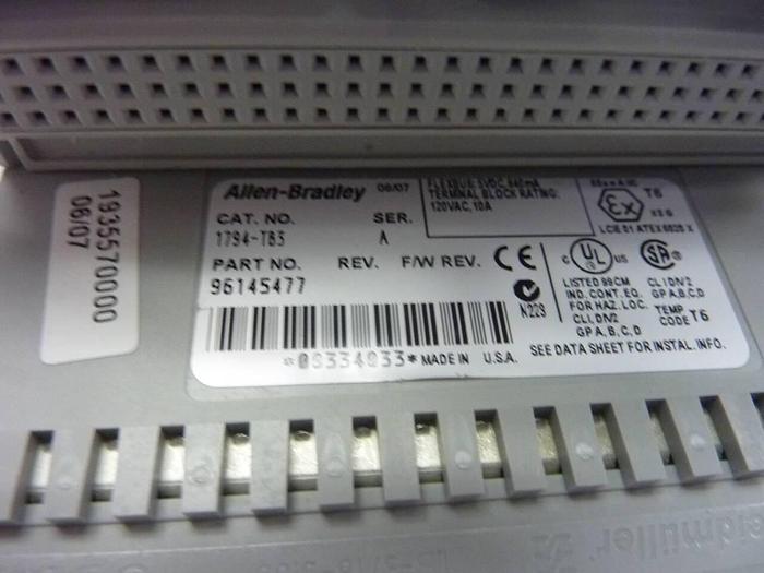 Used ALLEN BRADLEY I/O Module 1794-OB16 SER A #49466