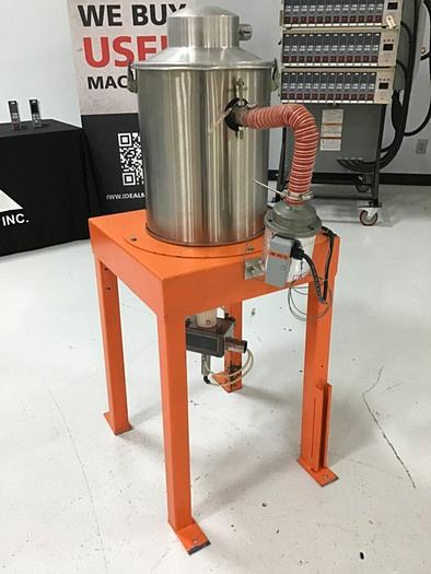 Used MOTAN Drying Hopper w/ Booster Heater BH/240V/1+2 KW Used