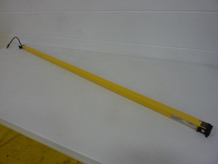 Used STI Light Curtain Transmitter MCJ47-30-1500-X1 Used