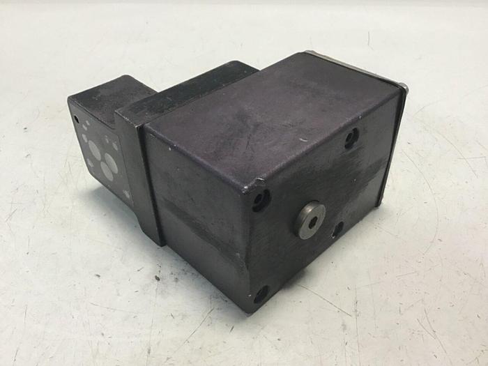 Used VICKERS Proportional Control Valve EHST-3-FVF-30 USED