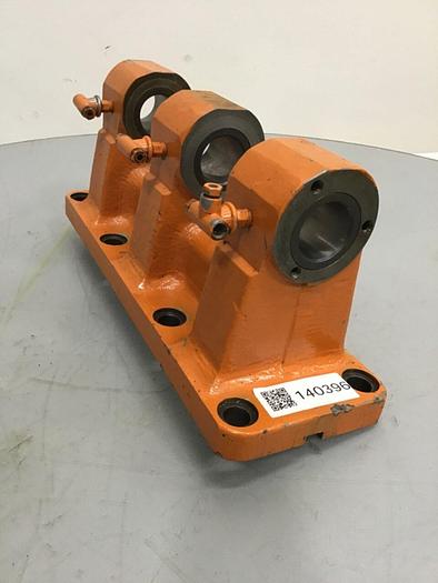 Used CINCINNATI MILACRON Toggle Link Mount Sliding Platen 100TON PC-3 / TLMSP #140396