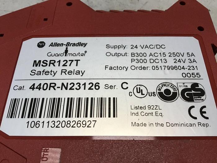 Used ALLEN BRADLEY Guardmaster Safety Relay 440R-N23126 SER C #140074