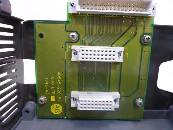Used ALLEN BRADLEY Expansion Rack 1746-A2 SER A #46609