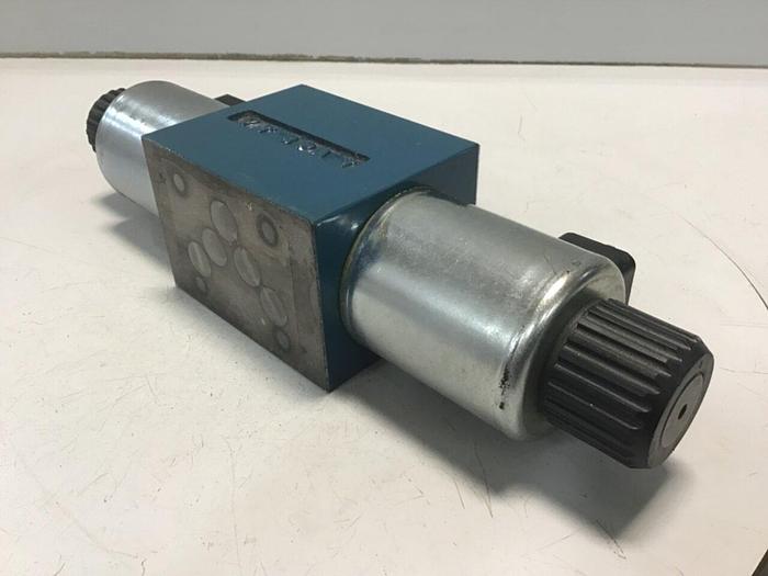 Used BOSCH Valve 0 810 001 731 #124479