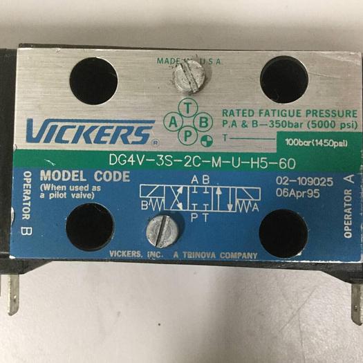 Used VICKERS Valve DG4V-3S-2C-M-U-H5-60 #90619