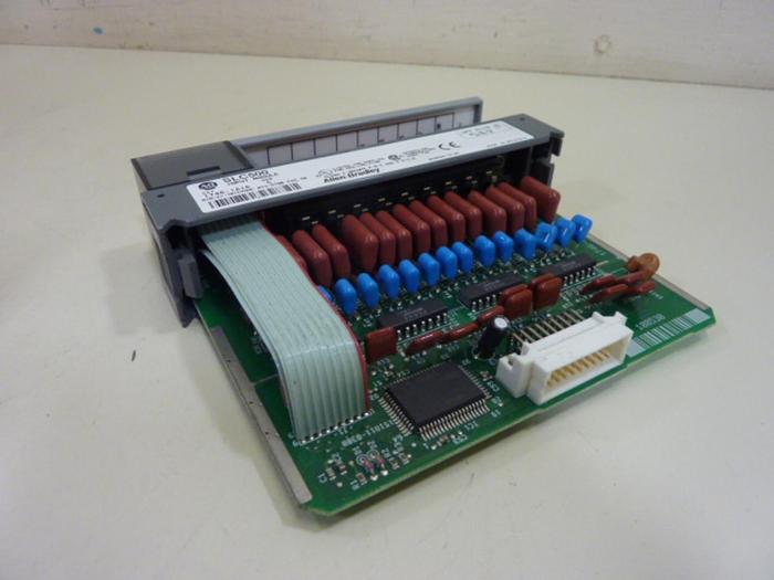 Used ALLEN BRADLEY Input Module 1746-IA16 SER C #59098