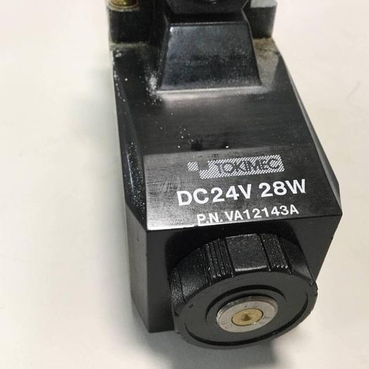 Used VICKERS Directional Control Valve DG4V32AMP7H750 #95472