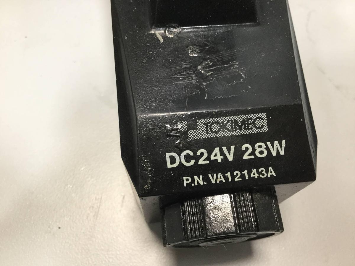 Used VICKERS Directional Control Valve DG4VC36CMPS2H750JA100 USED