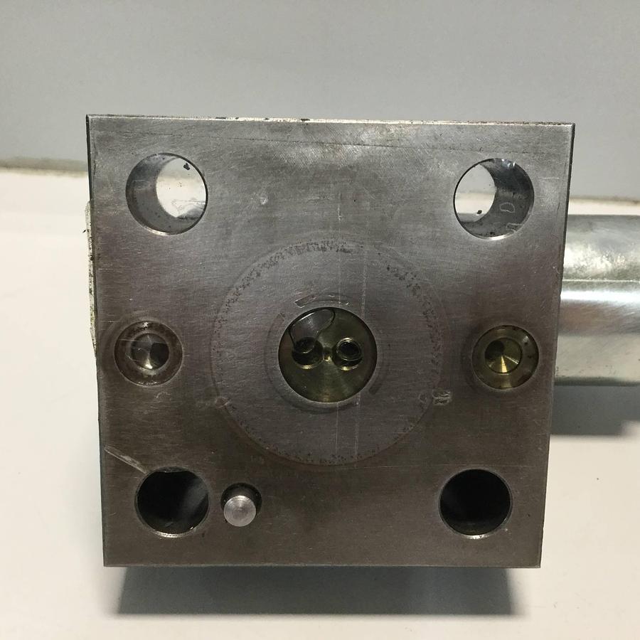 Used REXROTH Valve 4WE6D62EG24N9K4 Used