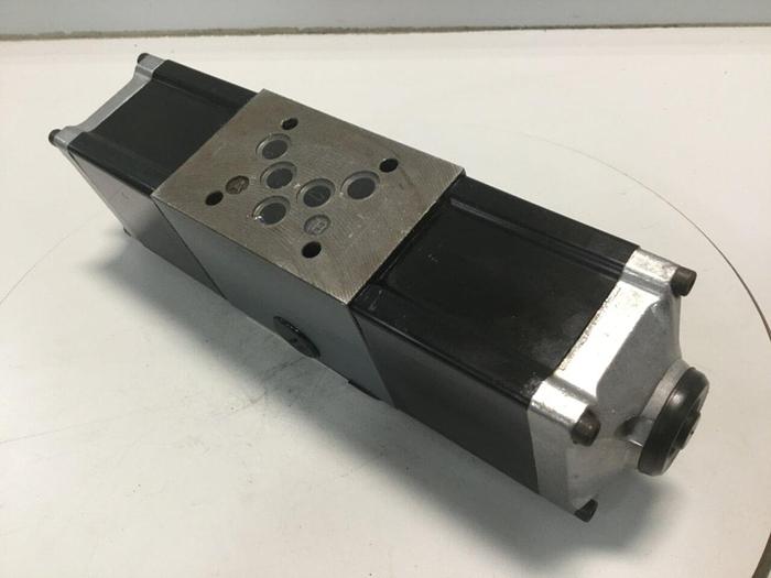 Used REXROTH Solenoid Valve 54WE10U11/AG24NZ4 USED