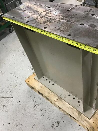 Used GENERIC Robot Stand Pedestal 58X21 ROBOT STAND #124590