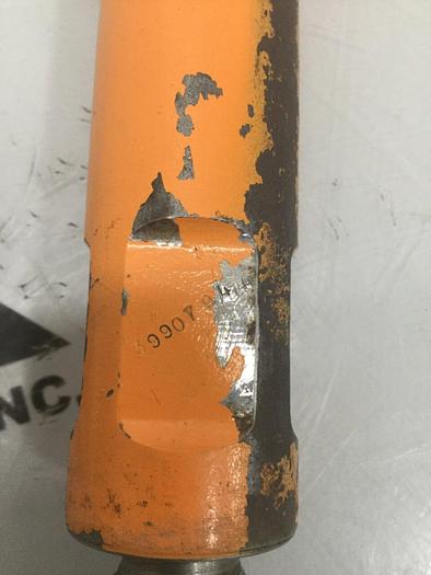 Used CINCINNATI MILACRON Crosshead Slide Brace Pin 3990794 #114837