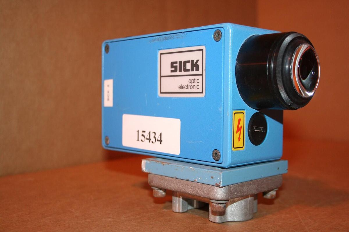 Used SICK OPTIC ELECTRONIC Sensor LUT1-520 Used