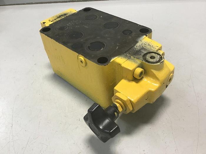 Used VICKERS Pressure Reducing Valve DGXH06260S19 #137738