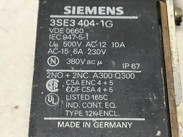 Used SIEMENS Limit Switch 3SE3 404-1G #121608