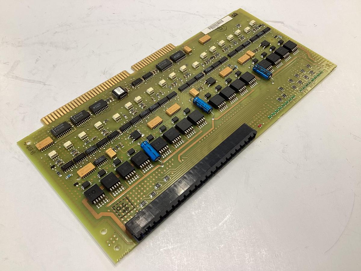 Used CINCINNATI MILACRON Circuit Board 3-542-1292A / BRACKET Used