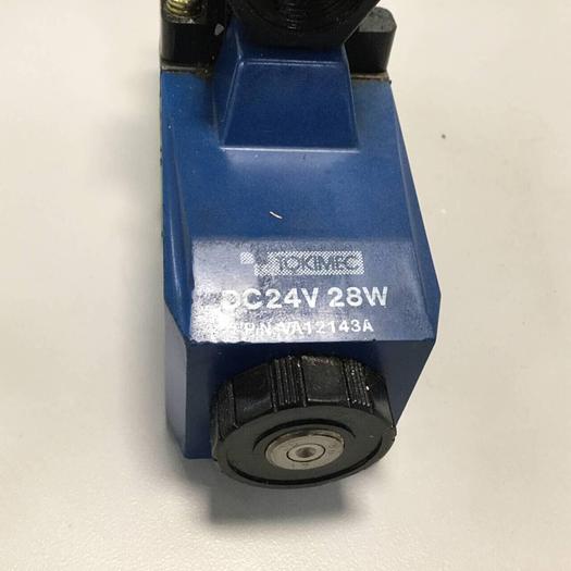 Used VICKERS Directional Control Valve DG4V32AMP7H750 #95497