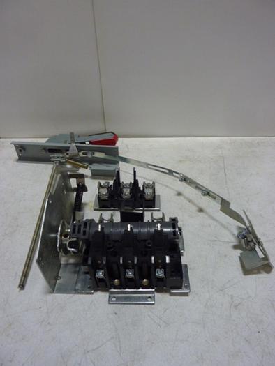 Used ALLEN BRADLEY Line Terminal Guard Disconnect 1494V-DS30 SER D #57386