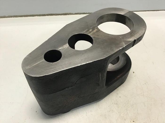 Used HUSKY Tie Bar Lock Link Mount Bracket 244693 #130223