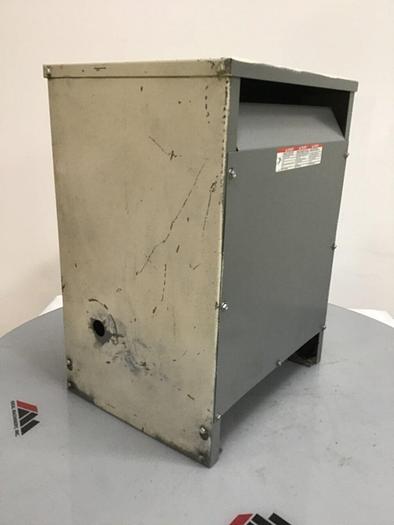 Used SQUARE D 15 kVA Transformer 15T6H Used