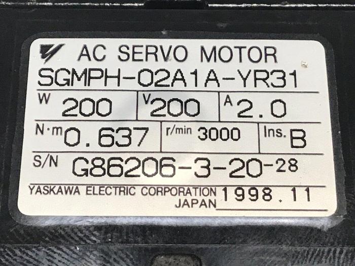 Used YASKAWA Servo Motor SGMPH-02A1A-YR31 #124730