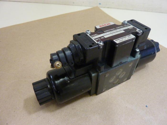 Used NACHI Directional Control Valve SS-G01-C27K-GR-D2-9925A #64577