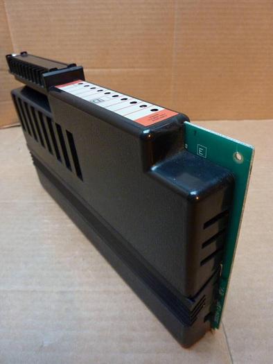 Used SQUARE D Output Module 8030-HOM-211 #25722