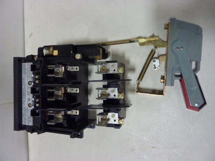 Used ALLEN BRADLEY 30 Amp Disconnect Switch 1494V-DS30 SER A #57421