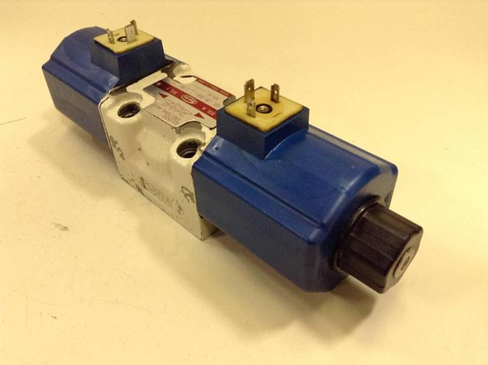 Used TOYOOKI KOGYO Solenoid Directional Valve HD3-3W-BGA-03A-WDD2S #87246