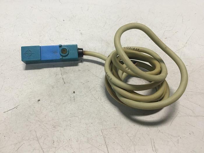 Used YAMATAKE Proximity Switch FL2-4A6S #128223