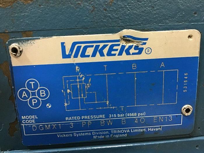 Used VICKERS SERVO Valve DGMX13PPBWB40EN13 Used