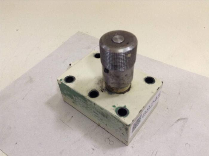 Used PARKER Flow Control Valve F 1200S-13CT #68245