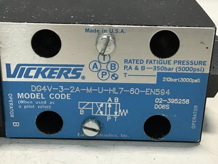 Used VICKERS Valve DG4V32AMUHL760EN594 Used
