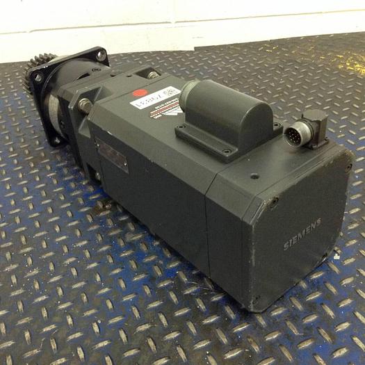 Used SIEMENS Brushless Servomotor 1FT6084-8AF71-3TH0 Used