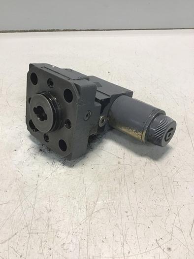 Used VICKERS Valve DG4V3S22AMUHL760EN490 Used