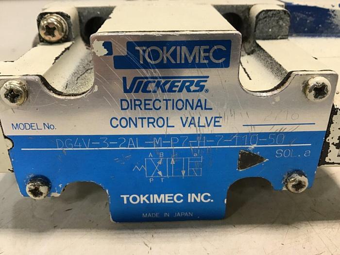 Used VICKERS Valve DG4V-3-2AL-M-P7-H-7-T10-50 #138064