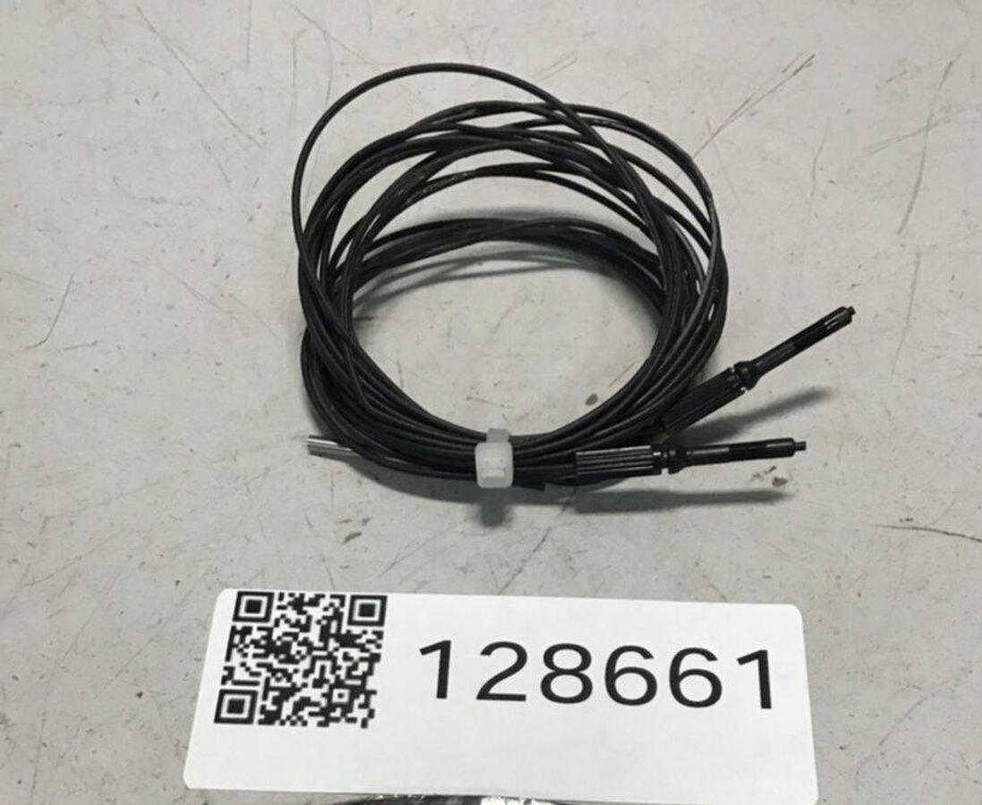 Used OMRON Fiber Optic Sensor E32-D32 USED