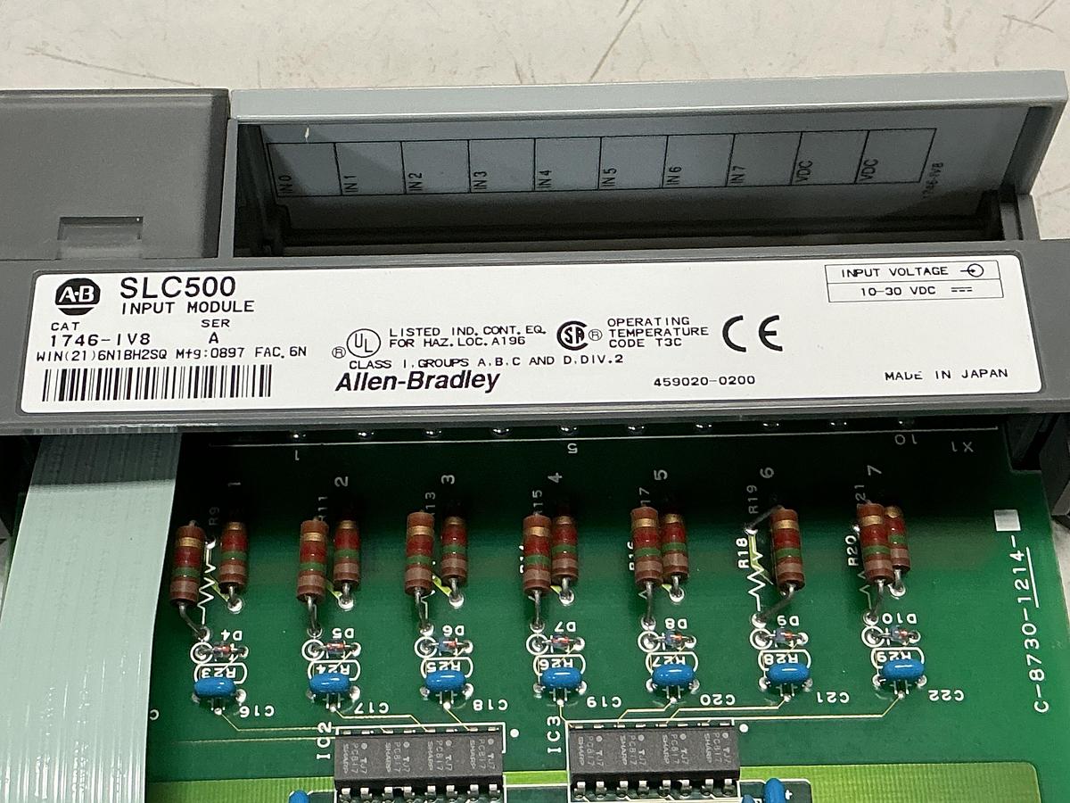 Used ALLEN BRADLEY 1747-L20A / 1746-A2 Power Supply & Rack USED #150827