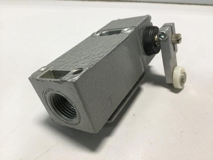 Used TELEMECANIQUE Limit Switch C3JK06 #110623