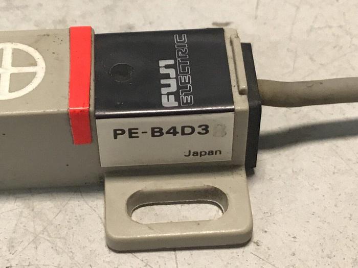 Used FUJI ELECTRIC Proximity Switch PE-B4D3 #128389