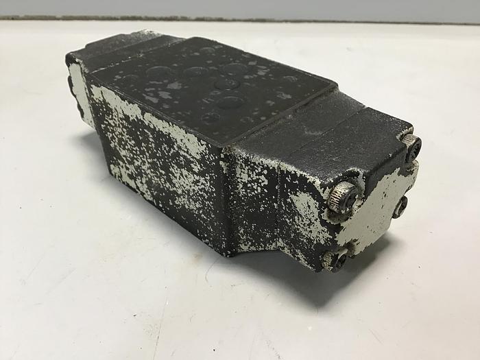 Used YUATSU SEIKO CPM-03-B2-T50 Modular Valve Used #145690